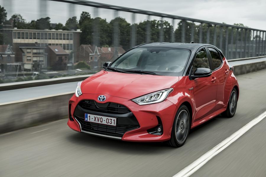  Toyota Yaris Hybrid 2020 года  (WW) (фото 86 из 111)